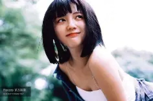 央视表态后给冯小刚走面的韩红底裤都被扒没了