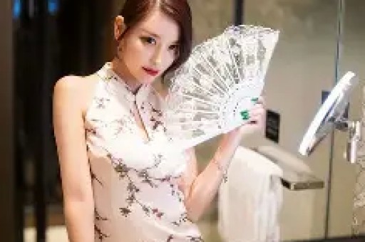 吃相太丑！卖假狂赚百万伊能静遭央视曝光 秦昊也救不了她