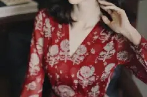 说到虞书欣她的作人设其实也是一种特色而且可爱搞怪